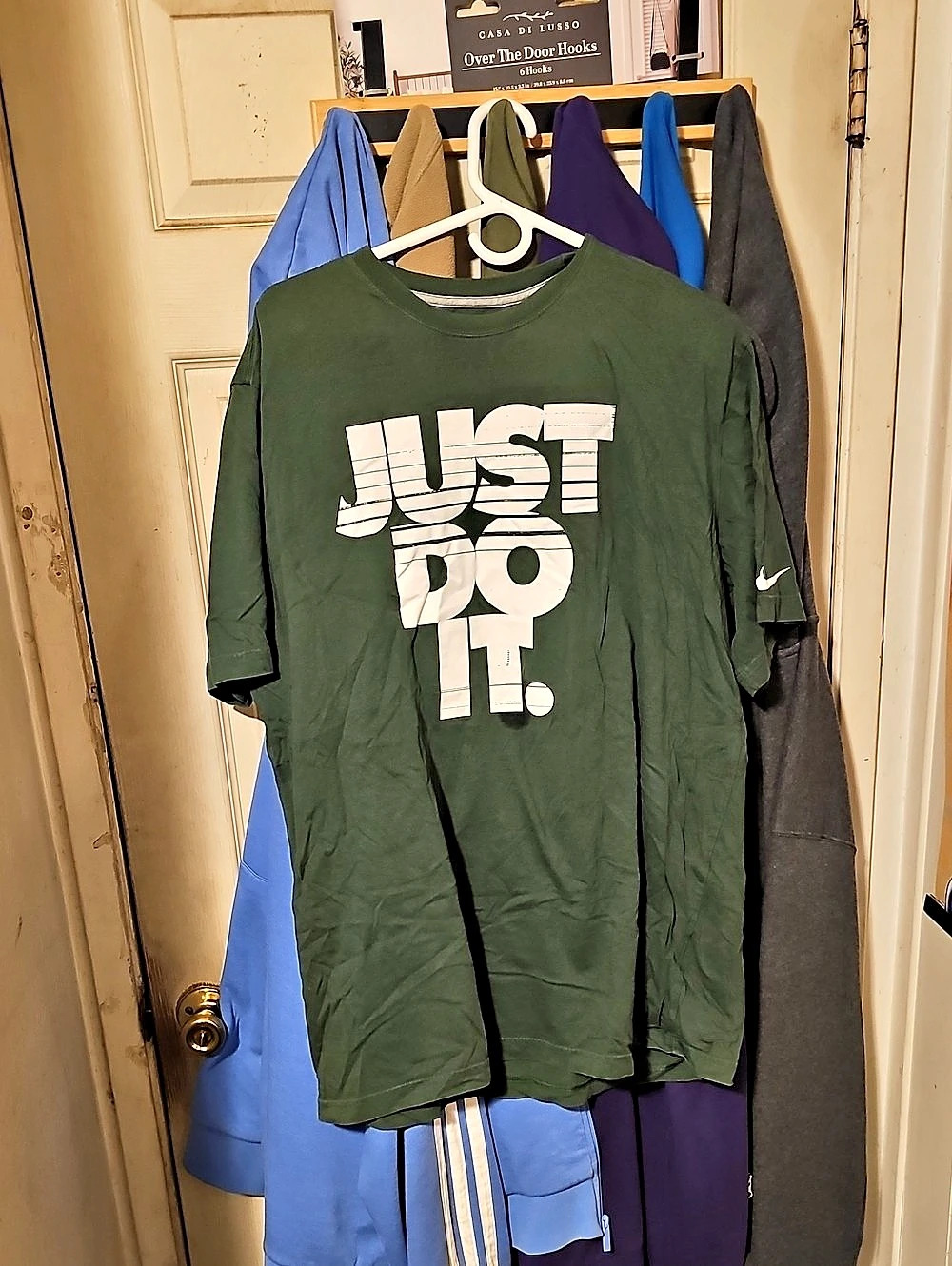Nike Sportswear Just Do It JDI Graphic T-Shirt Green